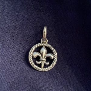 Fleur de lis charm